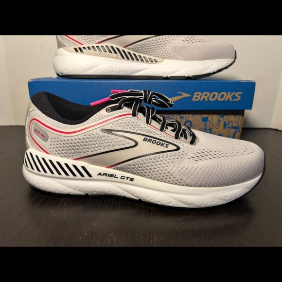 Brooks Ariel GTS 23 Running Shoes Sneakers Grey/Black/Pink Womans 9B - Picture 1 of 16